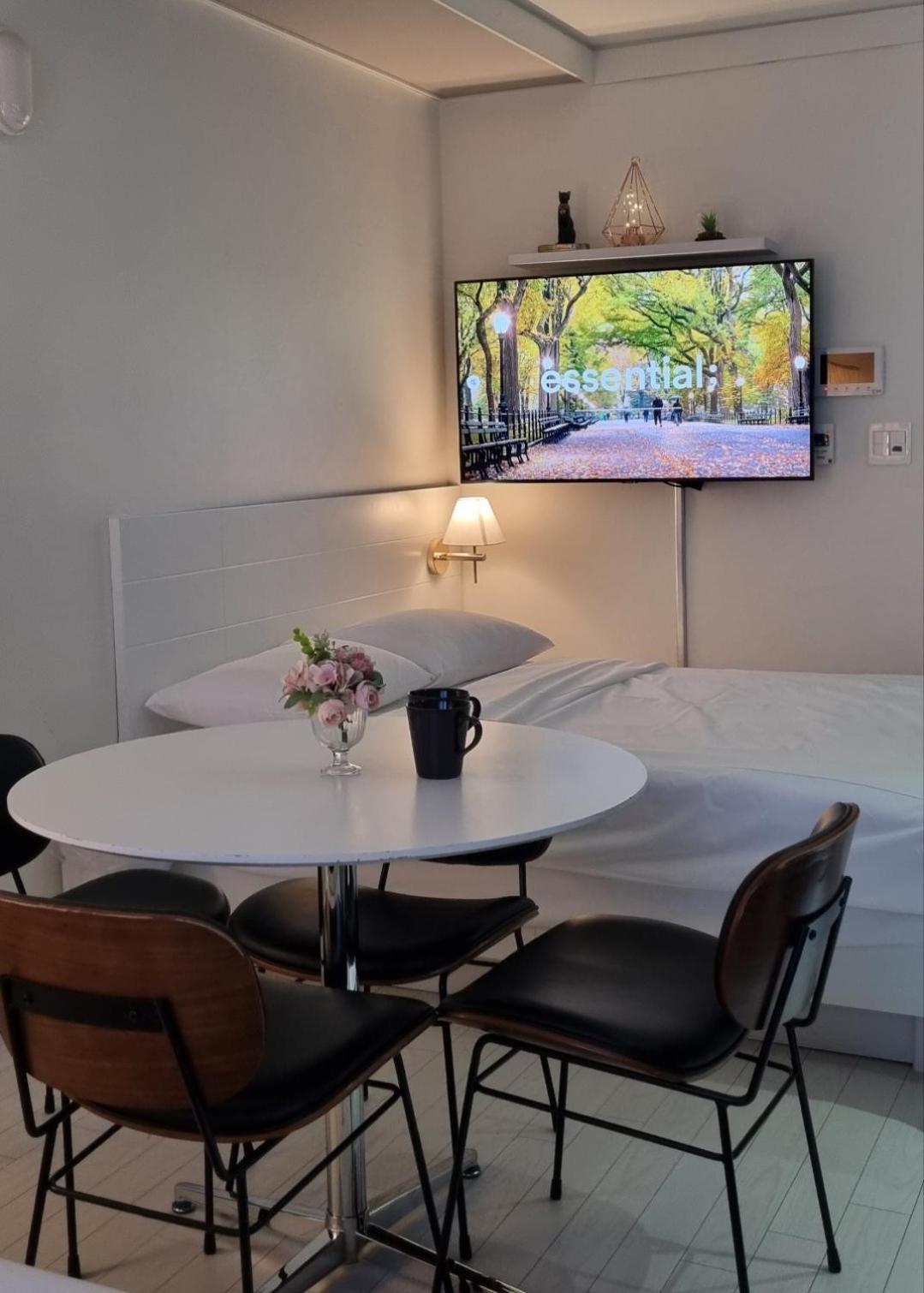 Daegu Star B&B Dsr Hotel Lily Guestroom Extérieur photo