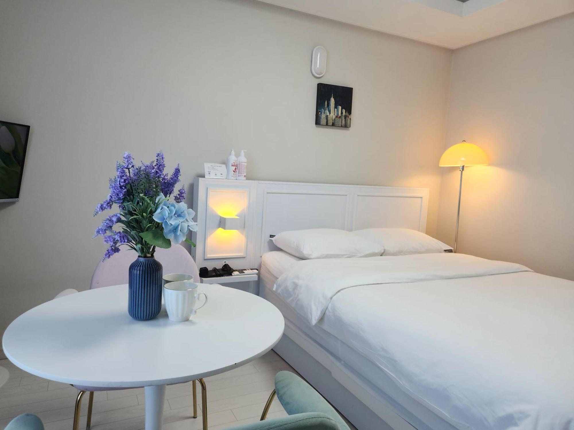 Daegu Star B&B Dsr Hotel Lily Guestroom Chambre photo