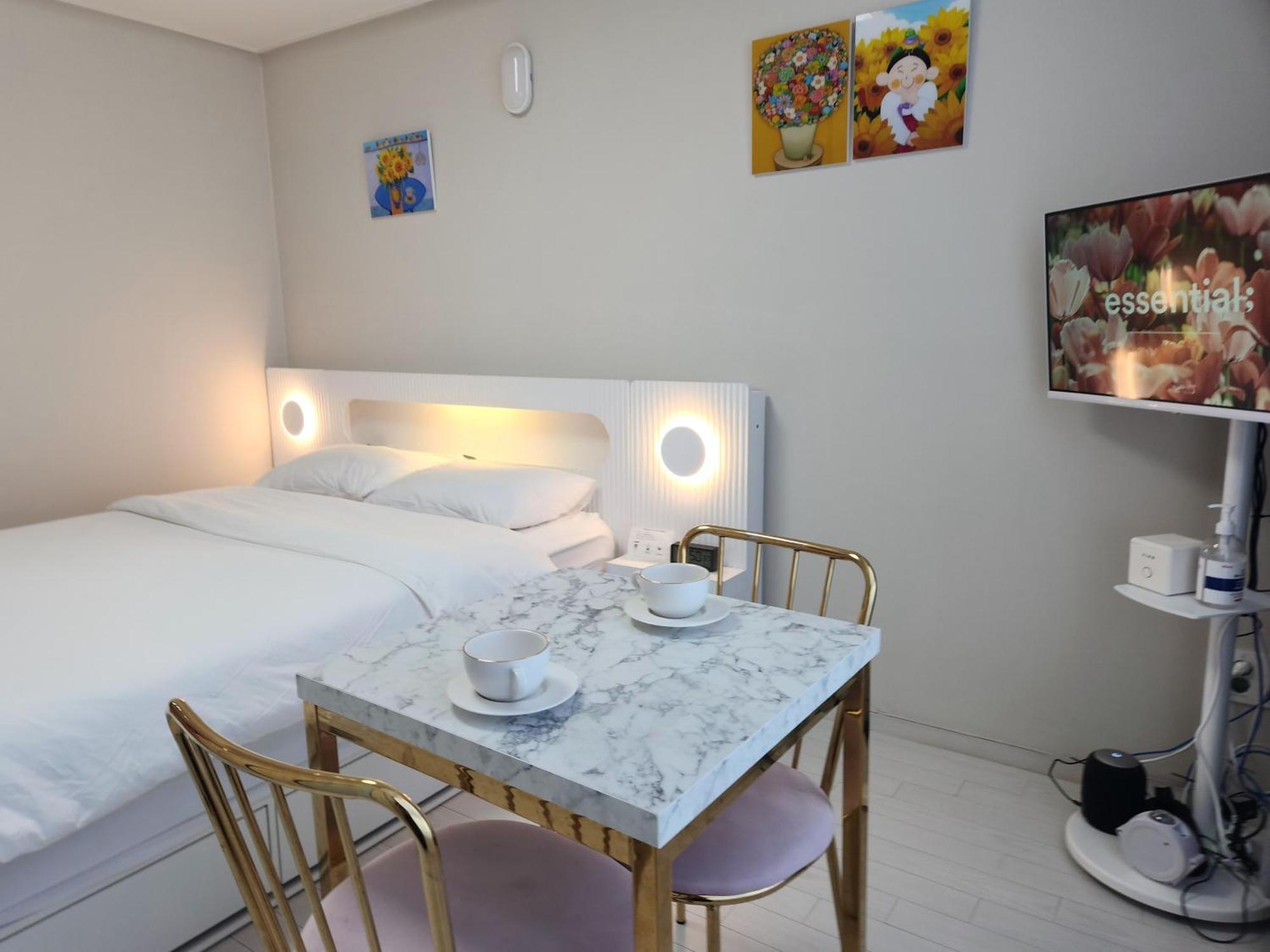 Daegu Star B&B Dsr Hotel Lily Guestroom Chambre photo