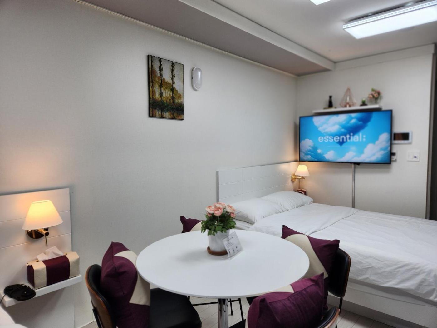 Daegu Star B&B Dsr Hotel Lily Guestroom Extérieur photo